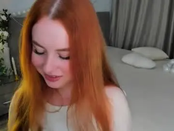 Chaturbate Live Sex Cam of airysilhouette