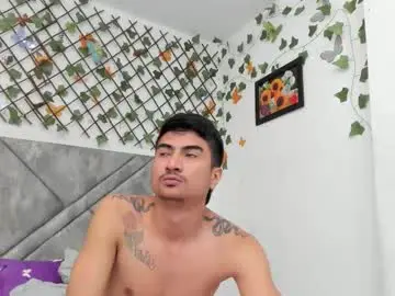Chaturbate Free Live Porn of allisonjustingb
