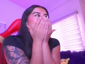 Chaturbate Live Sex Cam of mavi_boo