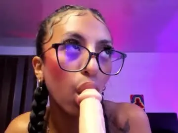 Chaturbate Watch Live Sex Cams of purplemegan