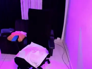 Chaturbate Live Sex Cam of purplemegan