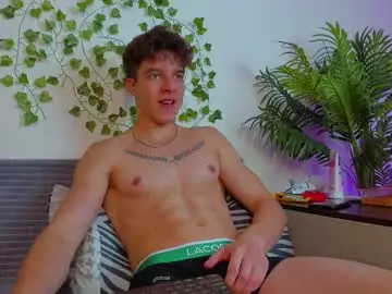 Chaturbate Sex Cam of bravo_maestro