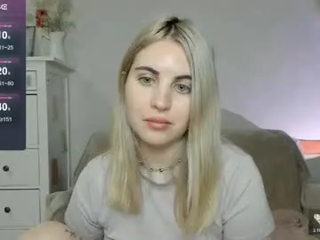 Chaturbate Live Sex Cam of pawwsup1