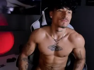 Chaturbate Adult Webcam of thomas_fit1