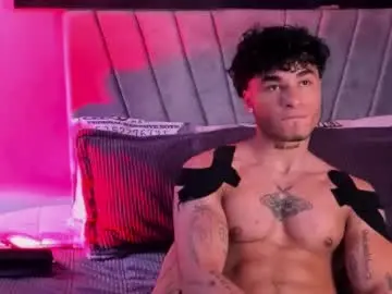 Chaturbate Free Live Porn of thomas_fit1