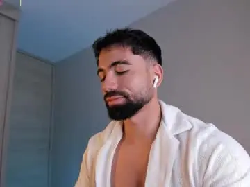 Chaturbate Live Sex Cam of edrick_walton