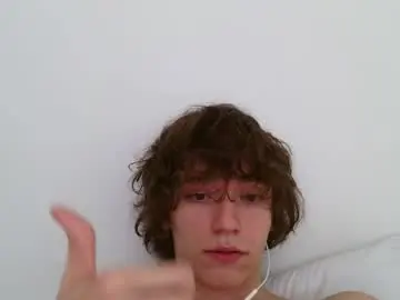 Chaturbate Best live sex cam show of leon_heart666