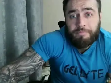 Chaturbate Live Sex Cam of aaron_royal