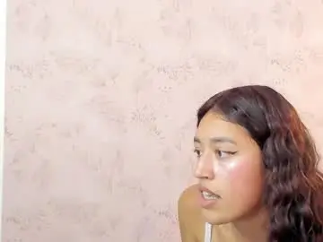 Chaturbate Nude Webcam of mia_scarlet7