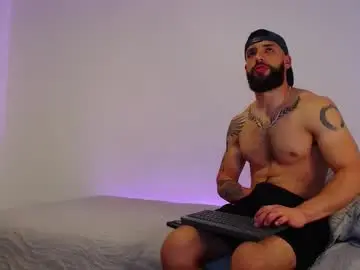 Chaturbate Nude Webcam of max_xl_