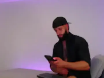 Chaturbate Live Sex Cam of max_xl_