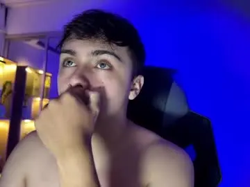 Chaturbate Nude Webcam of aron__cooper