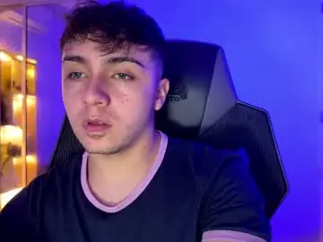 Chaturbate Watch Live Sex Cams of aron__cooper