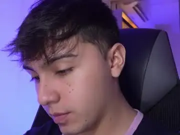 Chaturbate Private Sex Chat of aron__cooper