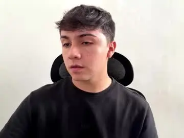 Chaturbate Adult Webcam of aron__cooper