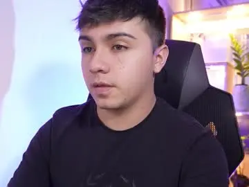 Chaturbate Free Live Porn of aron__cooper