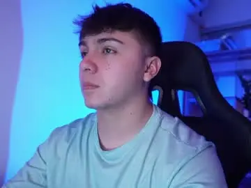 Chaturbate Watch Live Sex Cams of aron__cooper