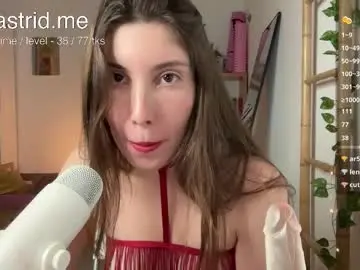 Chaturbate Free Porn Cam of cringebutcute