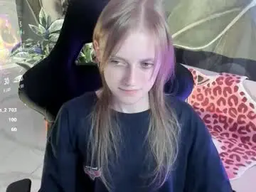 Chaturbate Live Sex Cam of kiramontoyaa