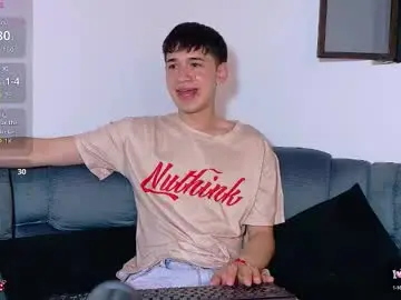 Chaturbate Nude Webcam of twink_daren