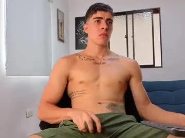 Chaturbate Adult Webcam of ethangreey1