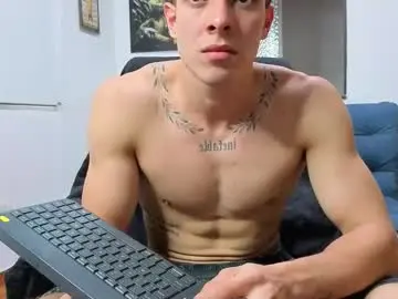 Chaturbate Watch Live Sex Cams of ethangreey1