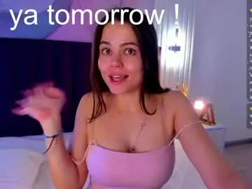 Chaturbate Live Sex Cam of kelly_cuutie