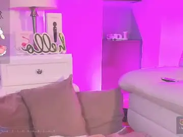 Chaturbate Free Live Porn of miadevine_