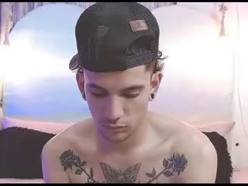 Chaturbate Free Live Porn of rich_de_la_rosa