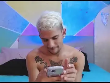 Chaturbate Sex Chat of rich_de_la_rosa