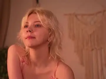 Chaturbate Live Porn of ruesaver