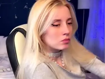 Chaturbate Sex Cam of super_peach_stream