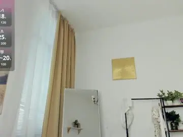 Chaturbate Best live sex cam show of glossybabe_