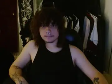 Chaturbate Free Porn Cam of raccoonboy22
