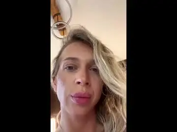 Chaturbate Sex Chat of saradiamond01