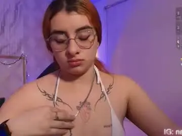 Chaturbate Live Porn of naomy_tay1