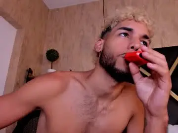 Chaturbate Adult Webcam of thiagoferreti_