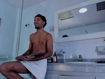 Chaturbate Adult Webcam of thiagoferreti_