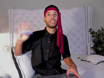 Chaturbate Nude Webcam of thiagoferreti_