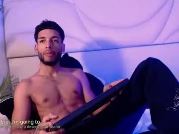 Chaturbate Live Sex Cam of thiagoferreti_