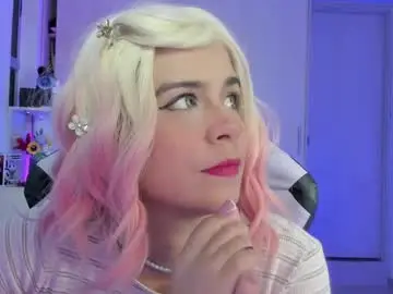 Chaturbate Live Sex Cam of rea_winry