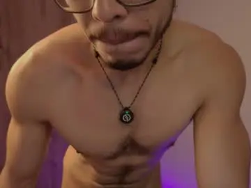 Chaturbate Adult Webcam of maxifit_