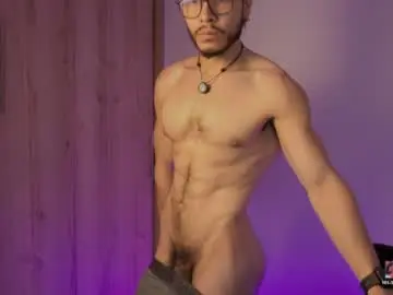 Chaturbate Nude Webcam of maxifit_