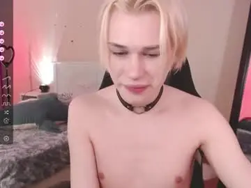 Chaturbate Live Porn of rainbow__salt