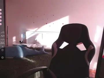 Chaturbate Adult Video Chat of rainbow__salt