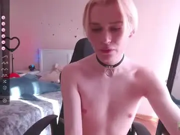 Chaturbate Nude Webcam of rainbow__salt