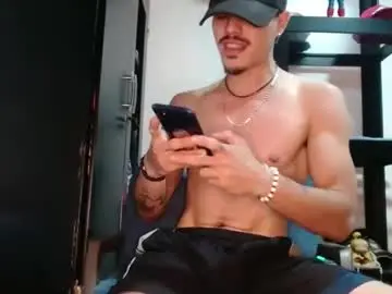 Chaturbate Free Porn Cam of sammytop22