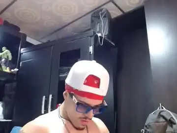 Chaturbate Live Sex Cam of sammytop22