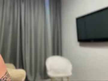 Chaturbate Free Porn Cam of skyffi