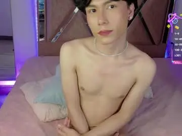 Chaturbate Adult Webcam of ash_femboy